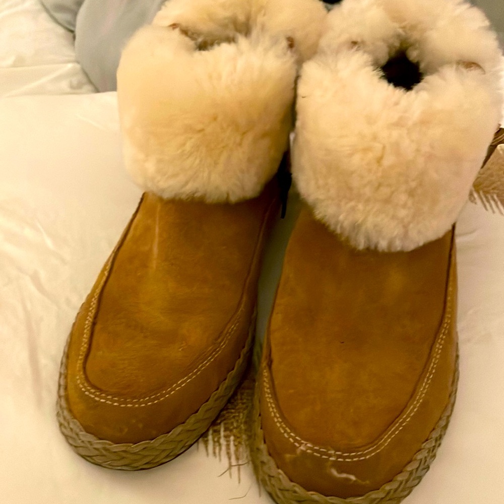 Ugg fur topped booties